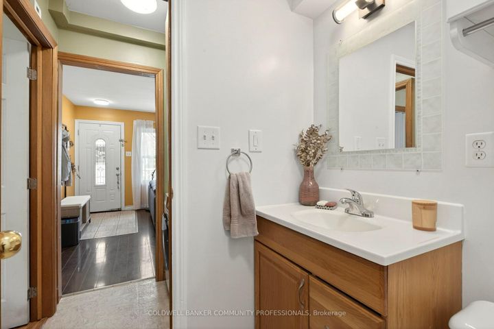 Photo 35 at 364 Tragina Avenue N, Homeside, Hamilton