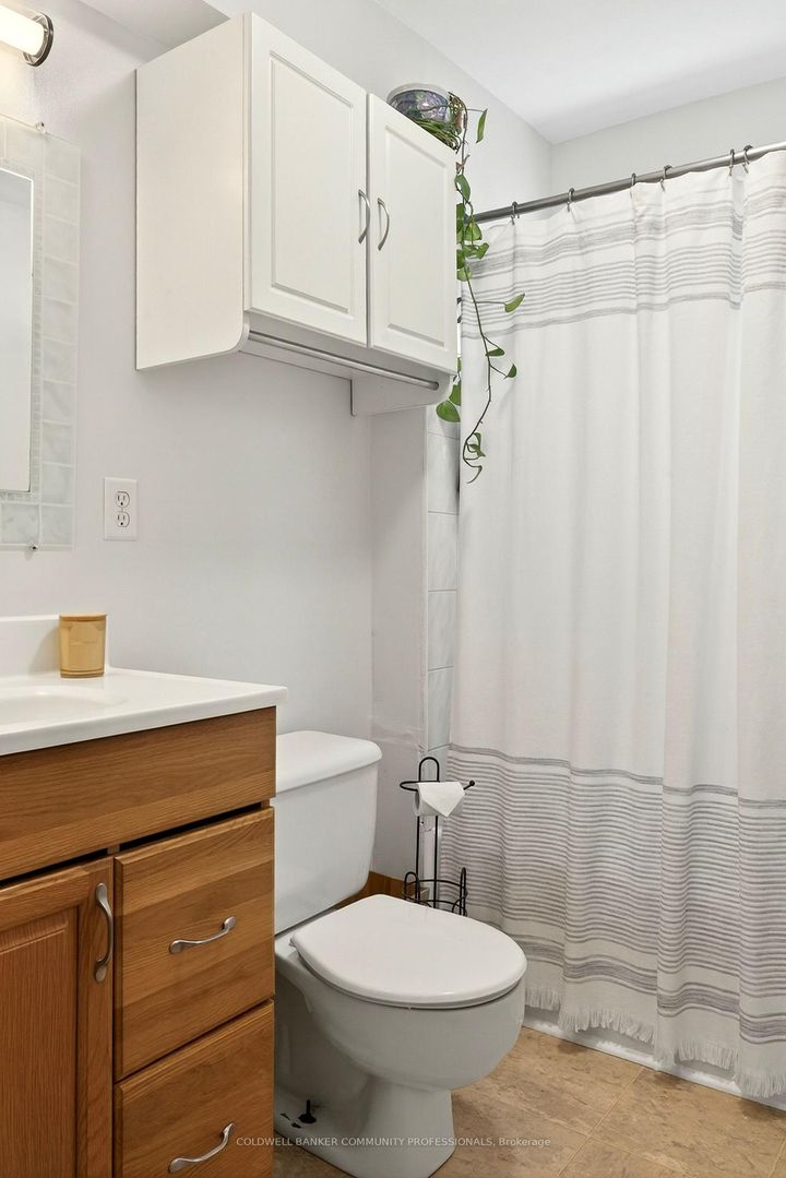 Photo 36 at 364 Tragina Avenue N, Homeside, Hamilton