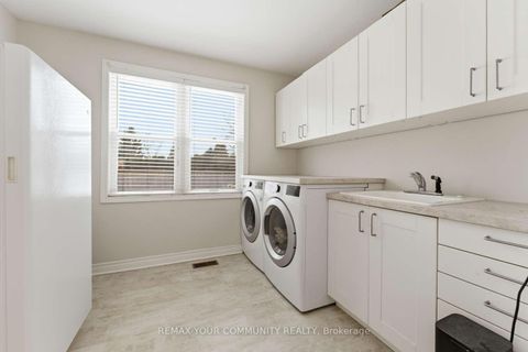 Photo 18 at 154 Hollingsworth Drive, King City, King