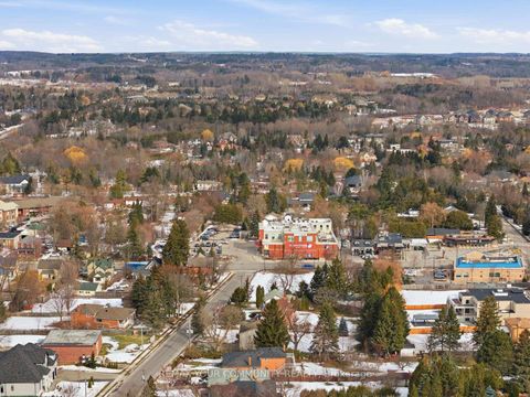 Photo 25 at 154 Hollingsworth Drive, King City, King