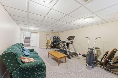 Photo 30 at 154 Hollingsworth Drive, King City, King