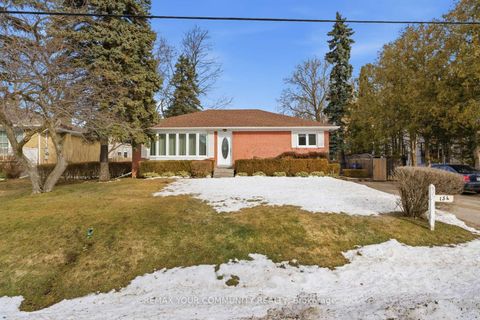 Photo 48 at 154 Hollingsworth Drive, King City, King