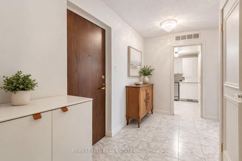 Photo 5 at 2313 - 55 Harbour Square, Waterfront Communities C1, Toronto