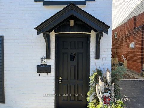 Photo 4 at 52 Beresford Avenue, Swansea, Toronto