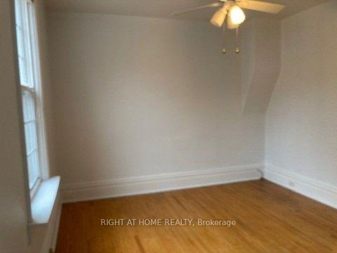 Photo 14 at 52 Beresford Avenue, Swansea, Toronto