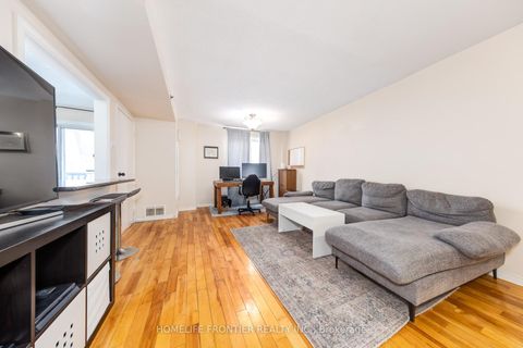 Photo 5 at 814 - 75 Weldrick Road E, Observatory, Richmond Hill