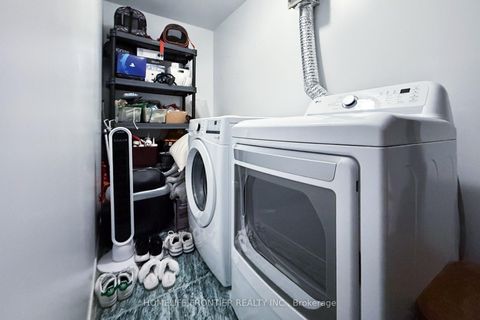 Photo 14 at 814 - 75 Weldrick Road E, Observatory, Richmond Hill