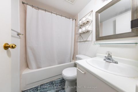 Photo 20 at 814 - 75 Weldrick Road E, Observatory, Richmond Hill