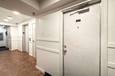 Photo 22 at 814 - 75 Weldrick Road E, Observatory, Richmond Hill