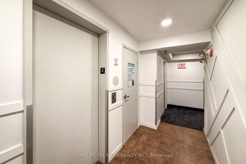 Photo 23 at 814 - 75 Weldrick Road E, Observatory, Richmond Hill