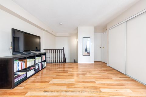 Photo 24 at 814 - 75 Weldrick Road E, Observatory, Richmond Hill