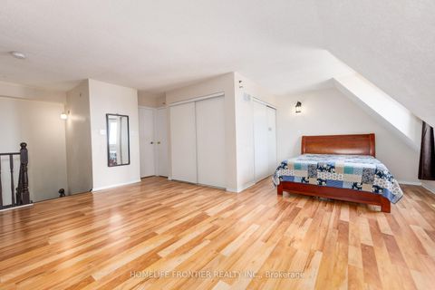 Photo 26 at 814 - 75 Weldrick Road E, Observatory, Richmond Hill