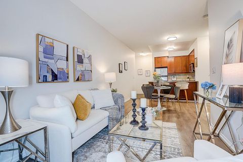 Photo 37 at 301 - 736 Spadina Avenue, University, Toronto