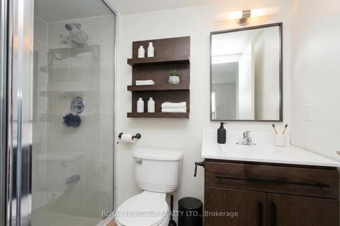 Photo 7 at 100 Western Battery Road, Niagara, Toronto