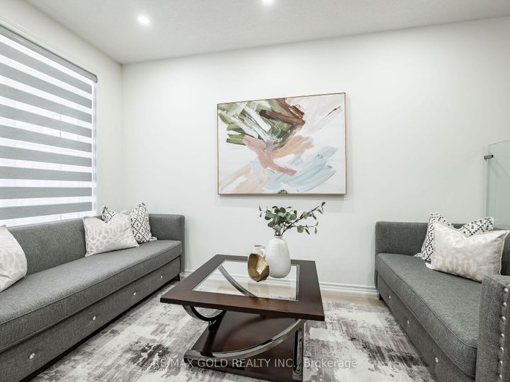 Photo 4 at 12 Hines Street, Northwest Brampton, Brampton