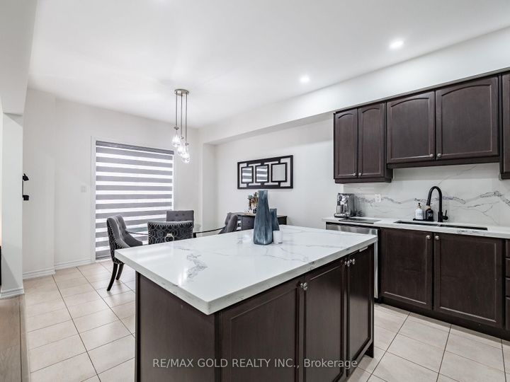 Photo 12 at 12 Hines Street, Northwest Brampton, Brampton