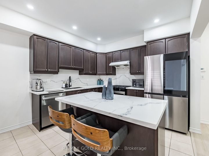 Photo 18 at 12 Hines Street, Northwest Brampton, Brampton