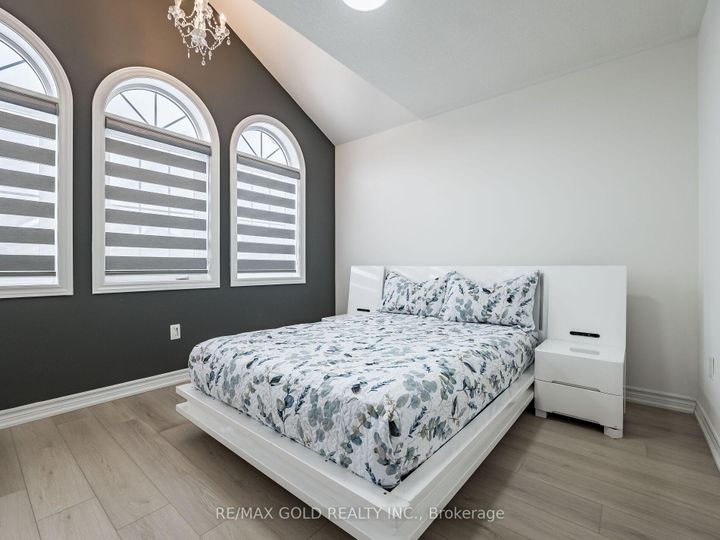 Photo 26 at 12 Hines Street, Northwest Brampton, Brampton