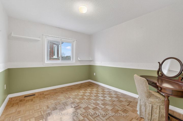 Photo 26 at 142 Widdifield Avenue, Armitage, Newmarket