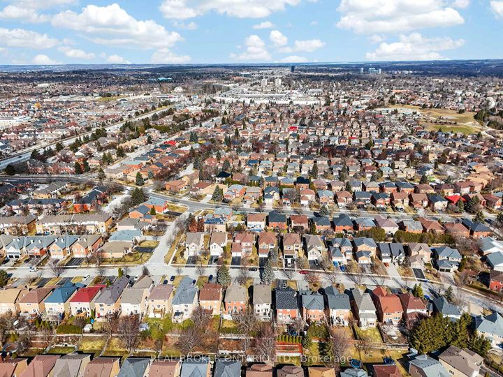 Photo 46 at 142 Widdifield Avenue, Armitage, Newmarket