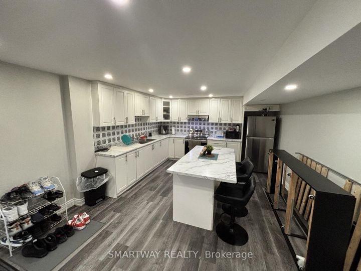 Photo 12 at 25 Bucksaw Street, Northwest Brampton, Brampton