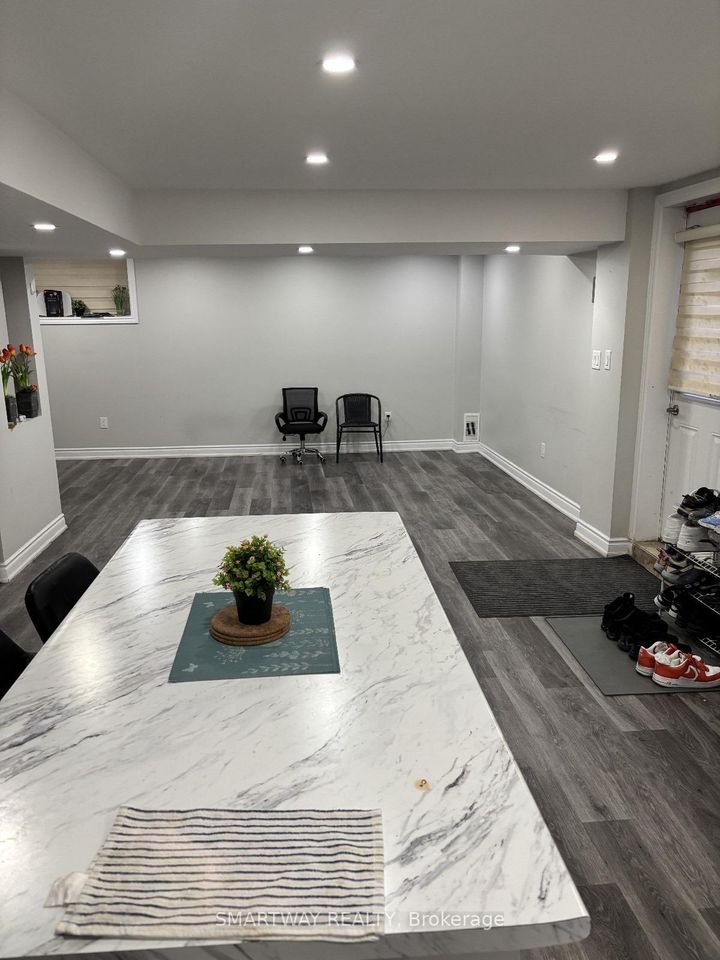 Photo 14 at 25 Bucksaw Street, Northwest Brampton, Brampton