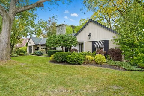 Photo 3 at 739 Masson Street, Centennial, Oshawa