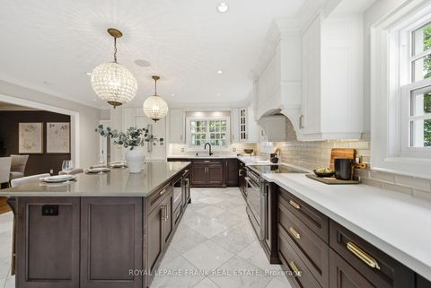 Photo 10 at 739 Masson Street, Centennial, Oshawa