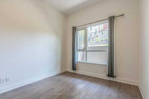 Photo 9 at 106 - 58 Lakeside Terrace, Little Lake, Barrie