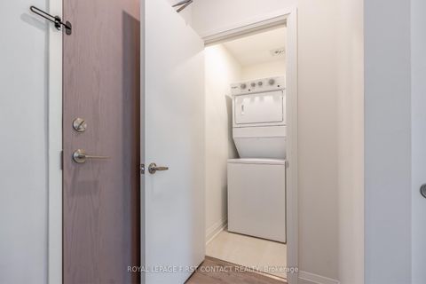 Photo 11 at 106 - 58 Lakeside Terrace, Little Lake, Barrie