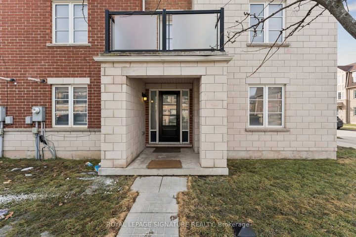 Photo 6 at 122 Baycliffe Crescent, Northwest Brampton, Brampton