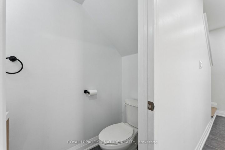 Photo 20 at 122 Baycliffe Crescent, Northwest Brampton, Brampton