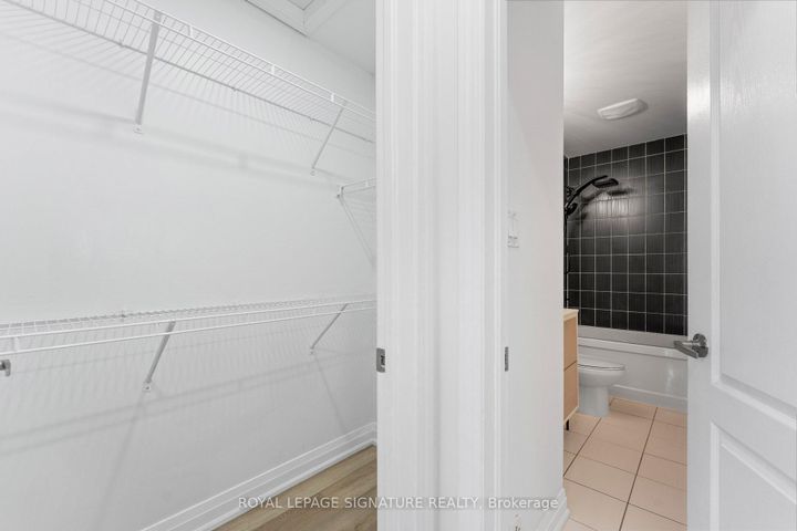 Photo 27 at 122 Baycliffe Crescent, Northwest Brampton, Brampton