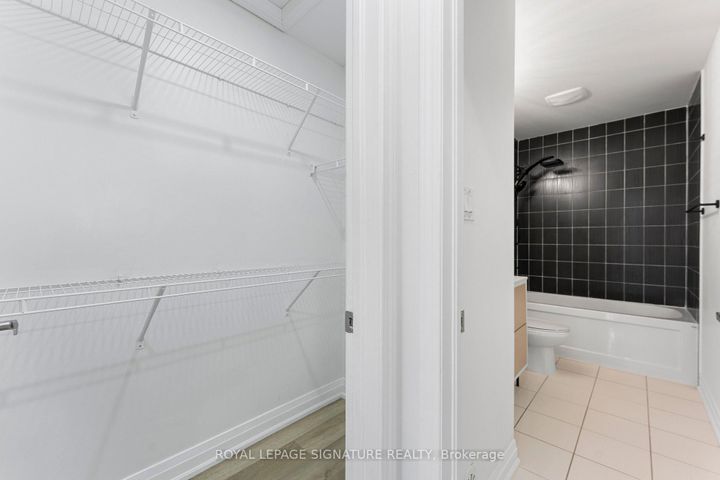 Photo 28 at 122 Baycliffe Crescent, Northwest Brampton, Brampton