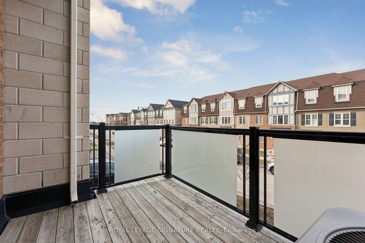 Photo 33 at 122 Baycliffe Crescent, Northwest Brampton, Brampton