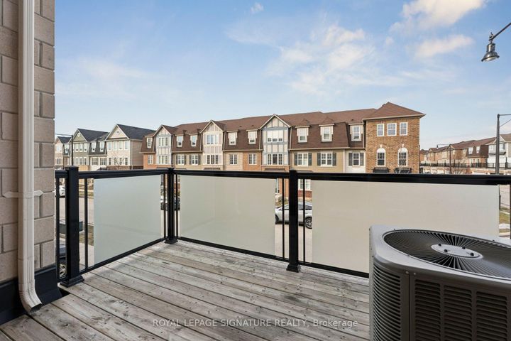 Photo 35 at 122 Baycliffe Crescent, Northwest Brampton, Brampton