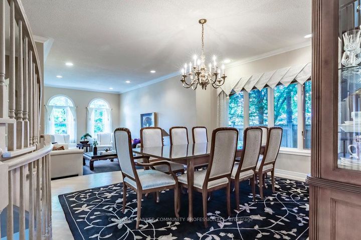 Photo 7 at 223 Briar Hill Crescent, Ancaster, Hamilton