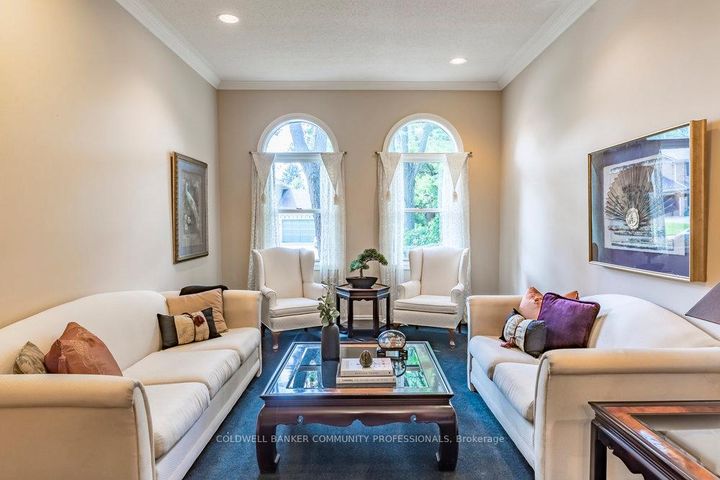 Photo 9 at 223 Briar Hill Crescent, Ancaster, Hamilton