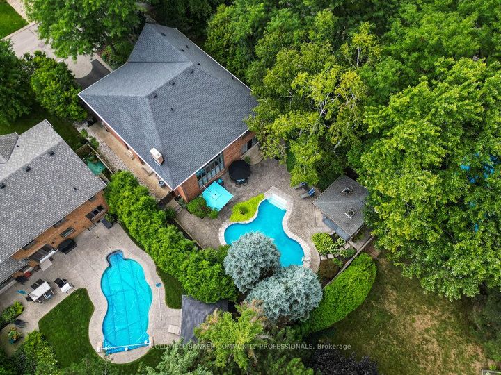 Photo 45 at 223 Briar Hill Crescent, Ancaster, Hamilton