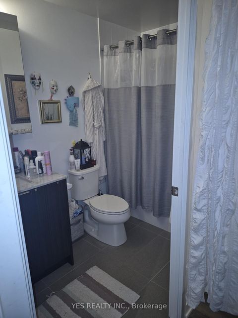 Photo 7 at 513 - 100 Eagle Rock Way, Rural Vaughan, Vaughan