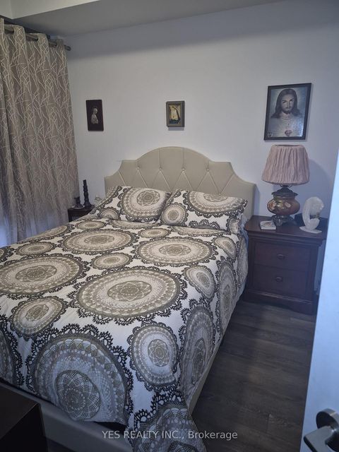 Photo 9 at 513 - 100 Eagle Rock Way, Rural Vaughan, Vaughan