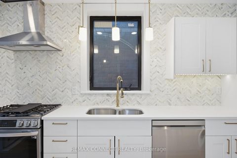 Photo 21 at 16 Rosemount Avenue, Wychwood, Toronto