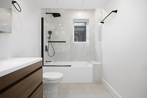 Photo 27 at 16 Rosemount Avenue, Wychwood, Toronto