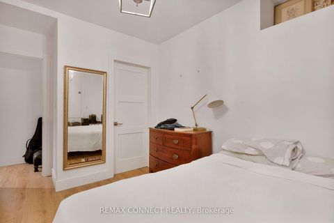 Photo 45 at 16 Rosemount Avenue, Wychwood, Toronto