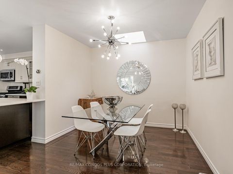 Photo 14 at F - 346 Jarvis Street, Yonge Corridor, Toronto