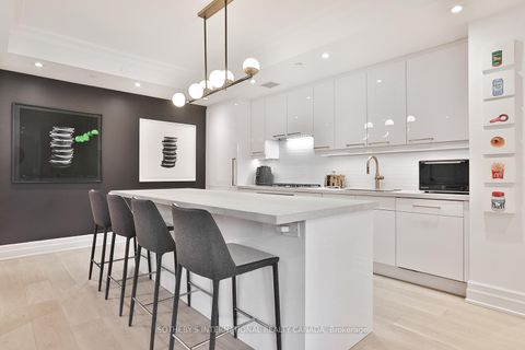 Photo 16 at 401 - 1 Forest Hill Road, Casa Loma, Toronto