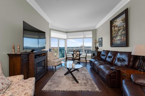 Photo 5 at PH09 - 37 Ellen Street, Lakeshore, Barrie