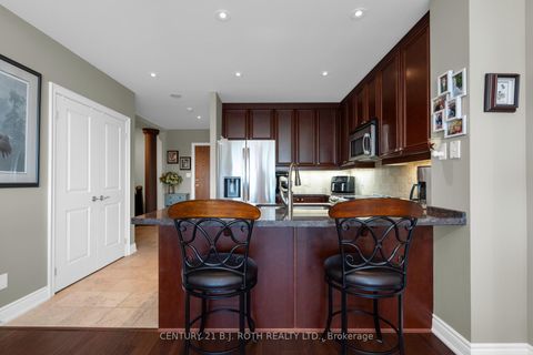 Photo 12 at PH09 - 37 Ellen Street, Lakeshore, Barrie