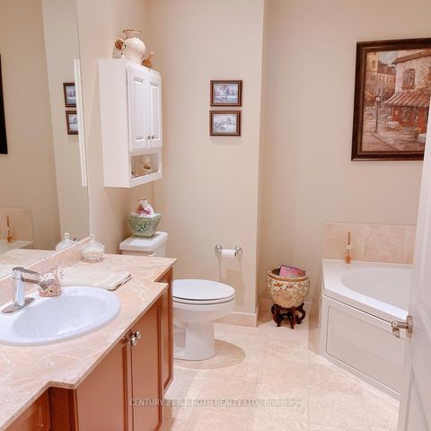 Photo 19 at PH09 - 37 Ellen Street, Lakeshore, Barrie