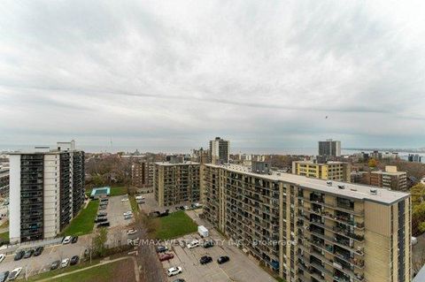 Photo 34 at 1207 - 270 Dufferin Street W, South Parkdale, Toronto